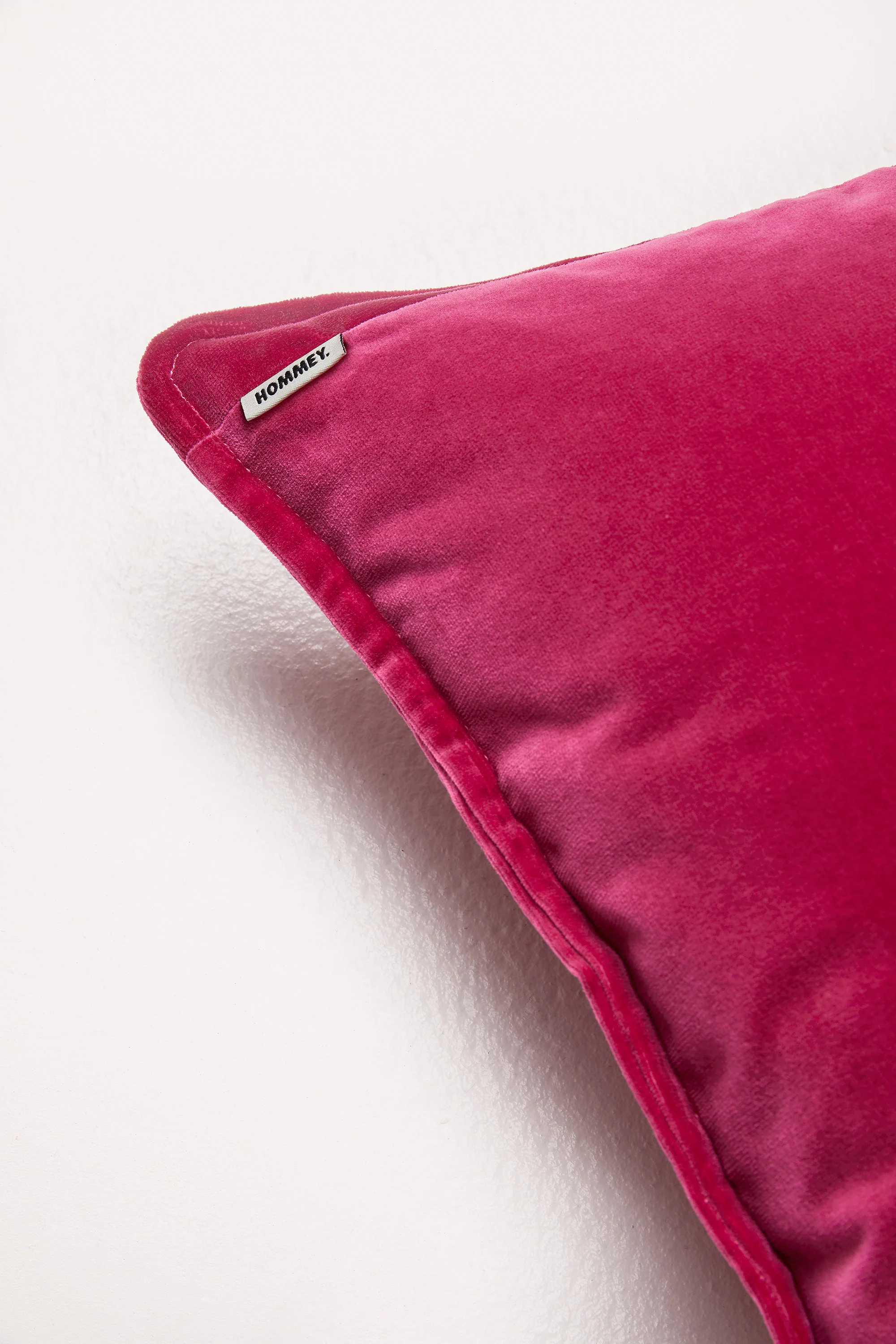 Big Velvet - Sass Cushion - Image 4